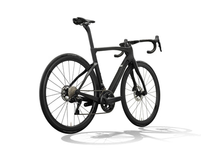 Pinarello_F7_DT_Swiss_A1800_Spline_D102-Razor_Black_Ultegra_Di2_12v-3