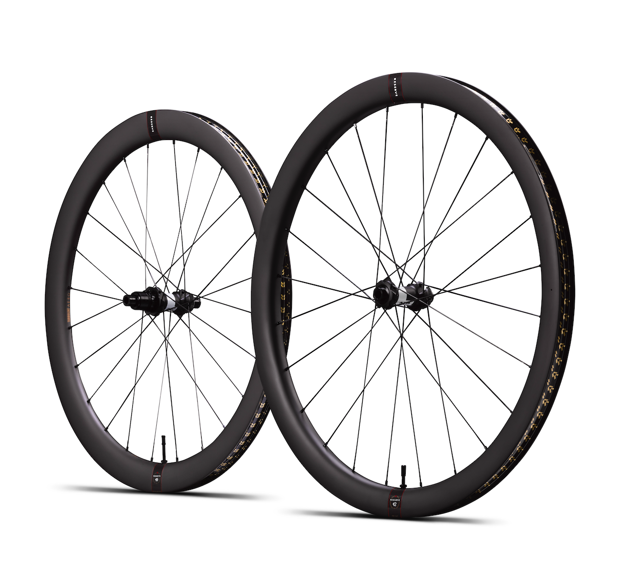 Juego Ruedas Carretera Reserve 42/49 Turbulent Aero DT Swiss 180 Dicut XDR/HG-EV Center Lock Negro