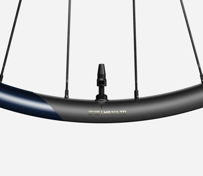 front-02-oquo-mp30ltd-metallic-navy-blue-matt-my26